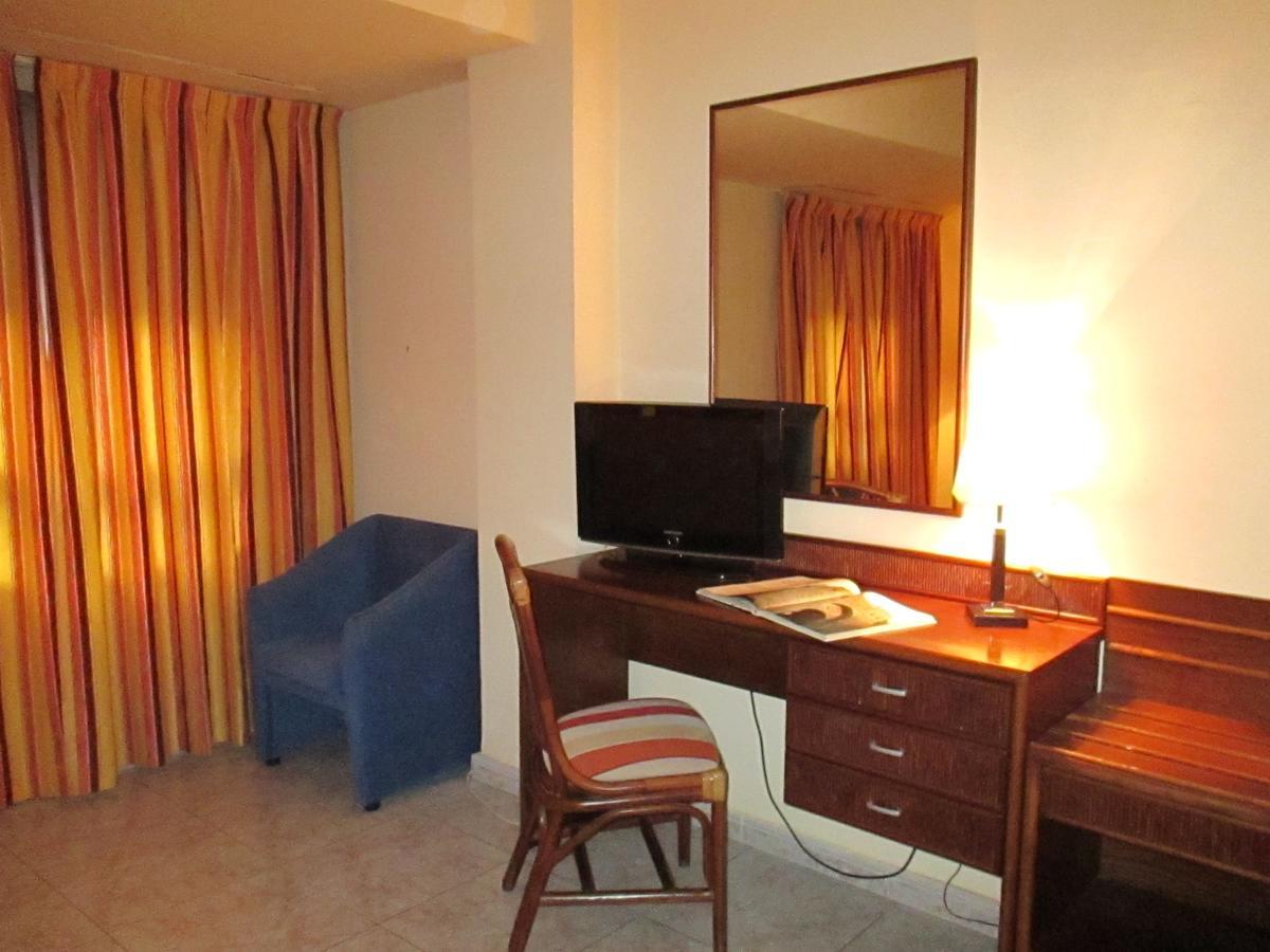 Hotel Perales 탈라베라 데 라 레이나 외부 사진