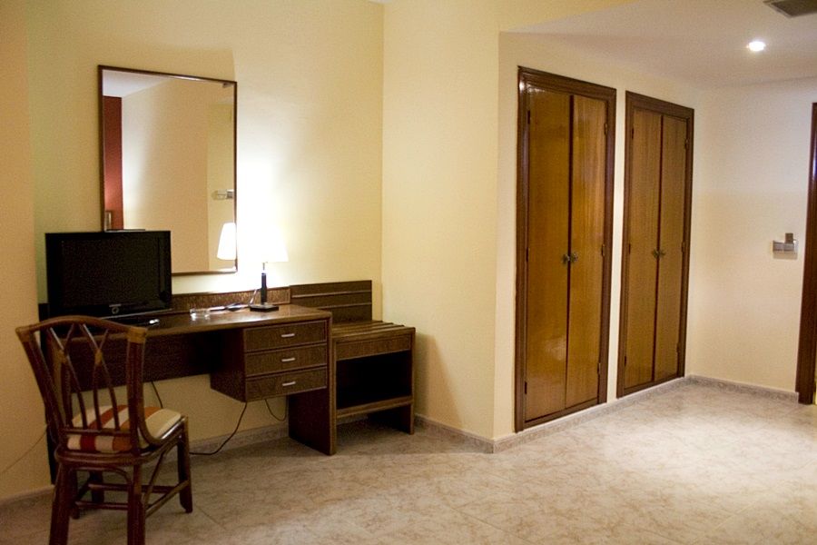 Hotel Perales 탈라베라 데 라 레이나 외부 사진