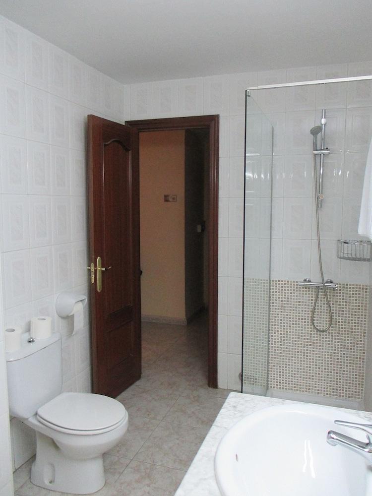 Hotel Perales 탈라베라 데 라 레이나 외부 사진